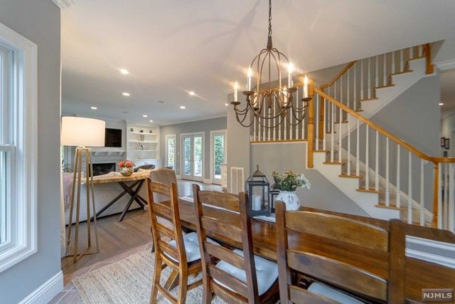 25 Duck Pond Lane, Ramsey, NJ 07446
