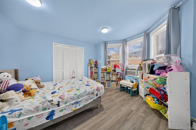 12-06 149th Street, Whitestone, NY 11357