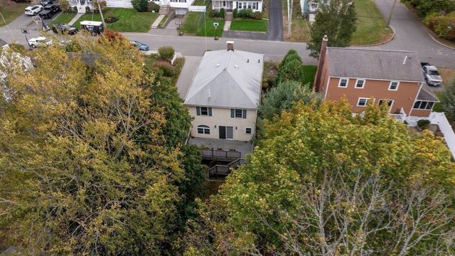 39 Wampatuck Rd, Braintree, MA 02184