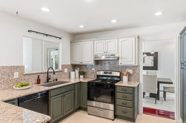3942 CATAMARCA Drive, San Diego, CA 92124