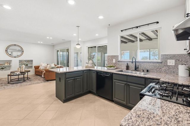 3942 CATAMARCA Drive, San Diego, CA 92124