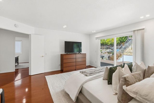 3942 CATAMARCA Drive, San Diego, CA 92124