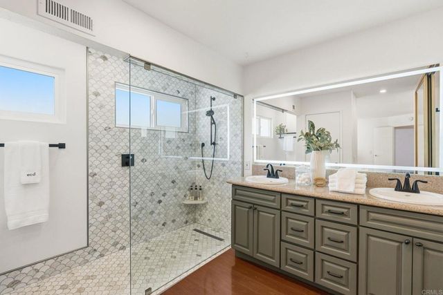 3942 CATAMARCA Drive, San Diego, CA 92124