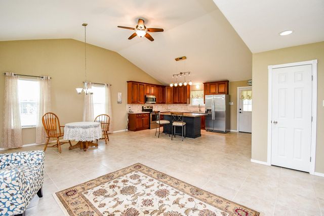 880 Swallow Drive, Palacios, TX 77465