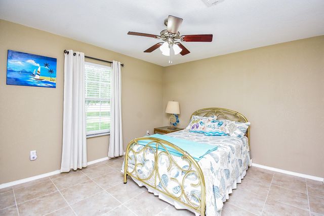 880 Swallow Drive, Palacios, TX 77465