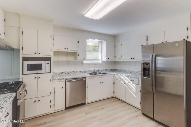 406 Klondyke Road, Long Beach, MS 39560