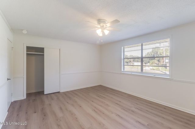 406 Klondyke Road, Long Beach, MS 39560