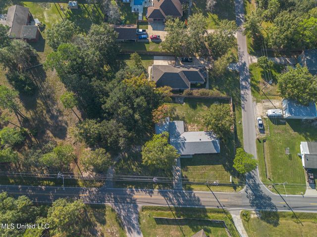 406 Klondyke Road, Long Beach, MS 39560