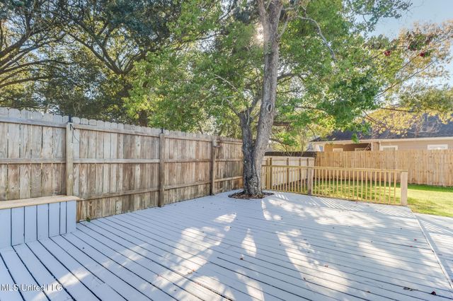 406 Klondyke Road, Long Beach, MS 39560