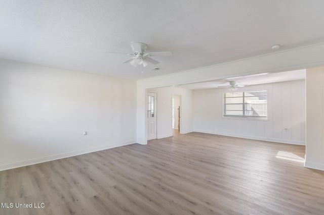 406 Klondyke Road, Long Beach, MS 39560