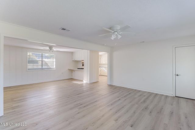 406 Klondyke Road, Long Beach, MS 39560