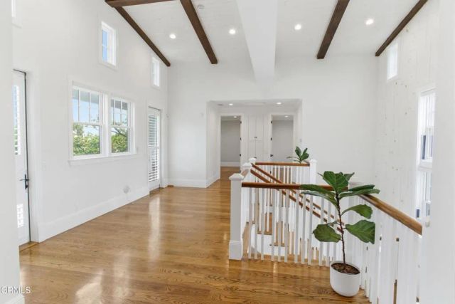 7214 McCool Avenue, Los Angeles, CA 90045