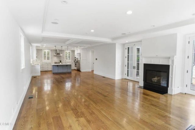 7214 McCool Avenue, Los Angeles, CA 90045