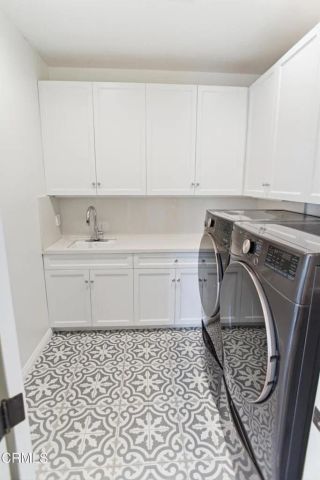 7214 McCool Avenue, Los Angeles, CA 90045