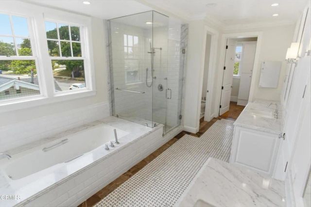 7214 McCool Avenue, Los Angeles, CA 90045