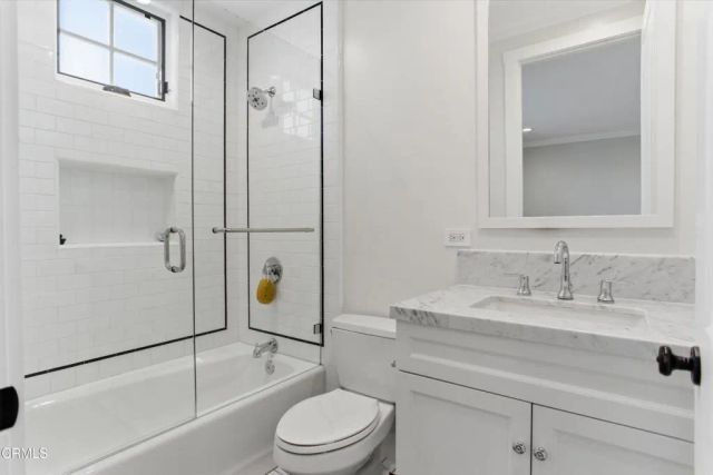 7214 McCool Avenue, Los Angeles, CA 90045