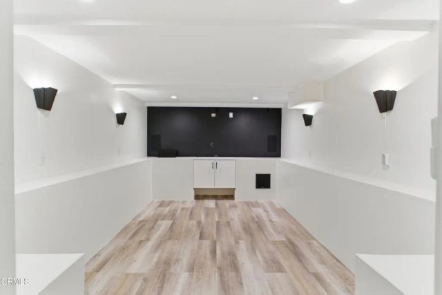 7214 McCool Avenue, Los Angeles, CA 90045