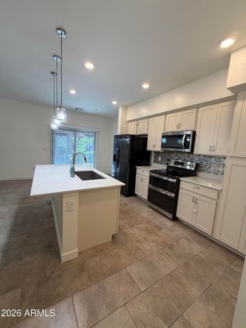 2723 S CAVALIER Drive 103, Gilbert, AZ 85295