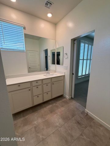 2723 S CAVALIER Drive 103, Gilbert, AZ 85295