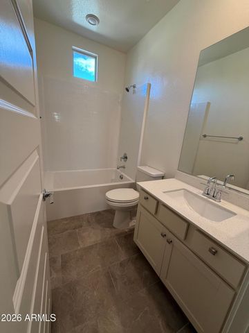2723 S CAVALIER Drive 103, Gilbert, AZ 85295