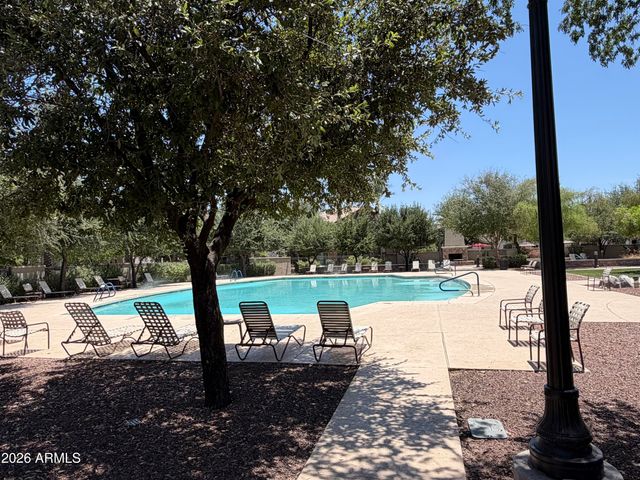 2723 S CAVALIER Drive 103, Gilbert, AZ 85295