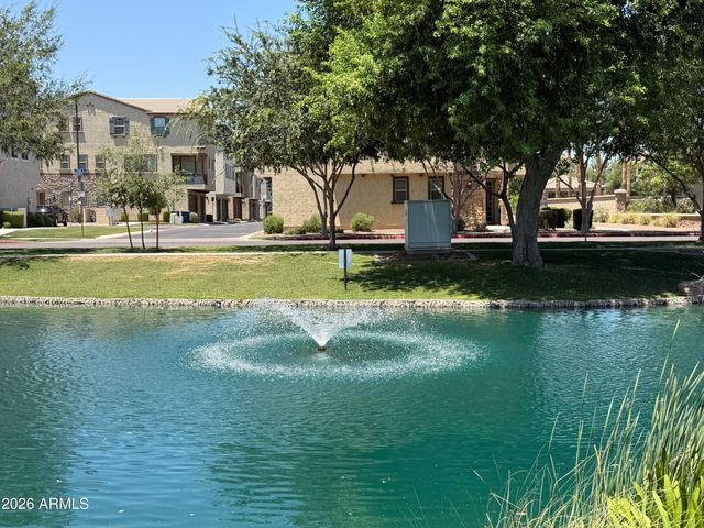 2723 S CAVALIER Drive 103, Gilbert, AZ 85295