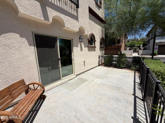 2723 S CAVALIER Drive 103, Gilbert, AZ 85295