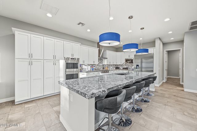 20226 E RAVEN Drive, Queen Creek, AZ 85142