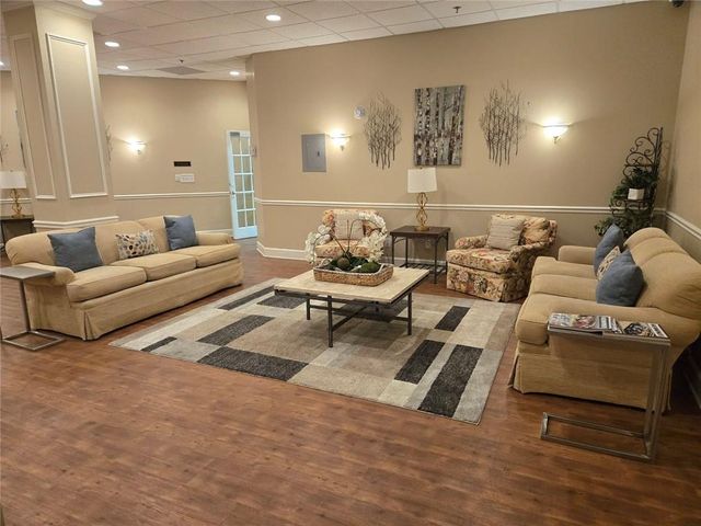 1501 Clairmont Road 224, Decatur, GA 30033