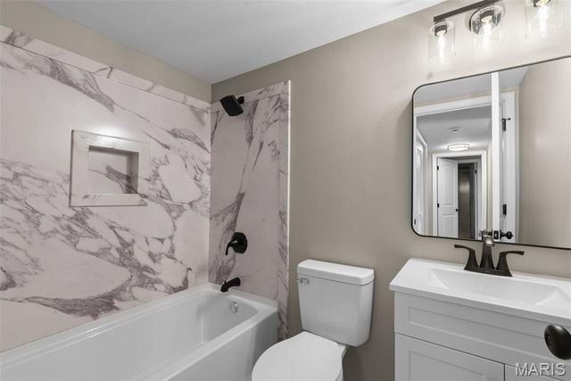 7617 Triwoods Drive D, St Louis, MO 63119