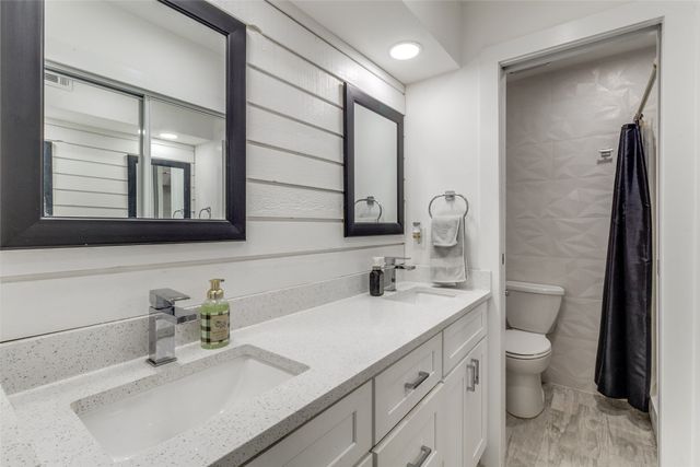 9038 Flicker Lane, Dallas, TX 75238