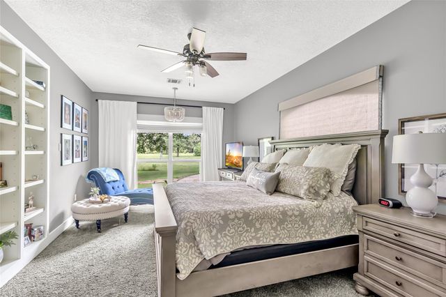 17207 Horseshoe Way, New Caney, TX 77357