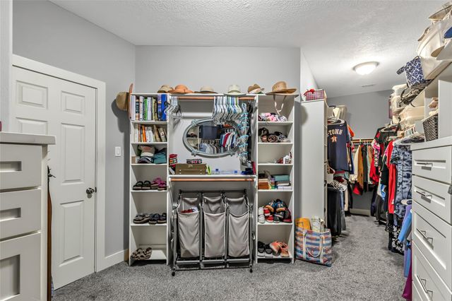 17207 Horseshoe Way, New Caney, TX 77357