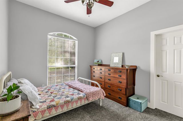 17207 Horseshoe Way, New Caney, TX 77357