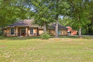 17207 Horseshoe Way, New Caney, TX 77357