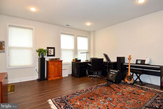 23610 HAVELOCK WALK TER, Ashburn, VA 20148