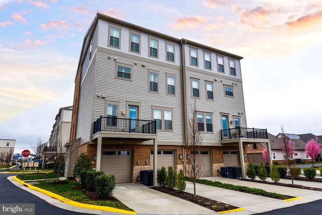 23610 HAVELOCK WALK TER, Ashburn, VA 20148