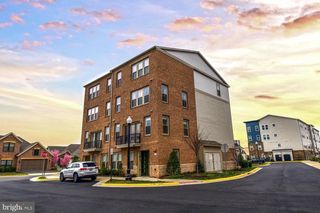 23610 HAVELOCK WALK TER, Ashburn, VA 20148