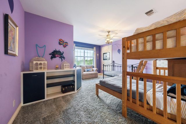 13 Carriage House LN, Austin, TX 78737