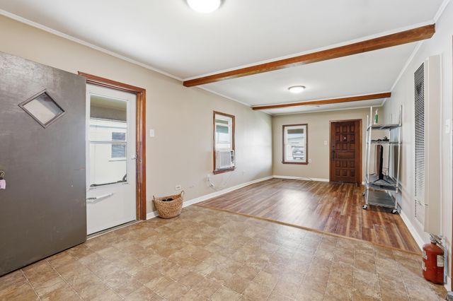 1114 Tiger Dr, Thibodaux, LA 70301
