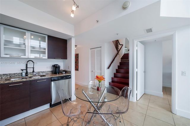 41 SE 5th St 2410, Miami, FL 33131