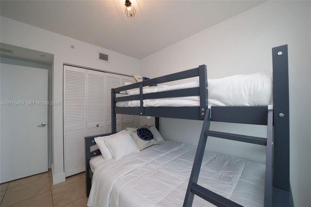 41 SE 5th St 2410, Miami, FL 33131