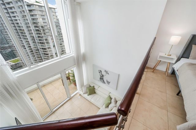 41 SE 5th St 2410, Miami, FL 33131