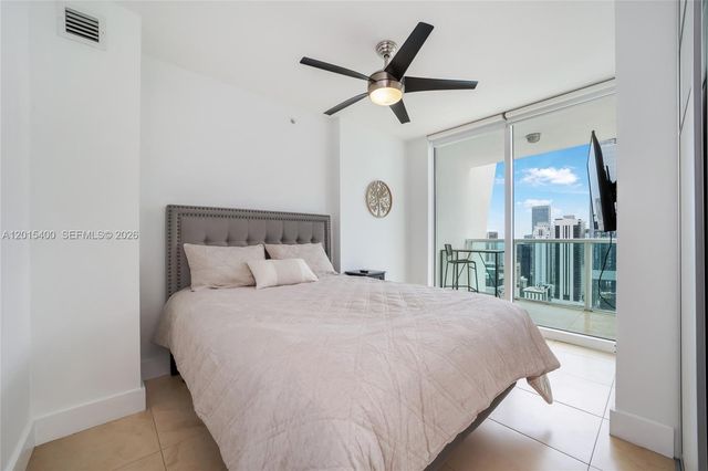 41 SE 5th St 2410, Miami, FL 33131