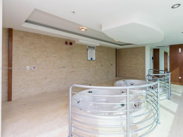 41 SE 5th St 2410, Miami, FL 33131
