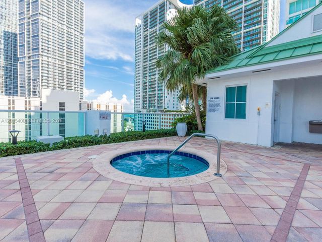 41 SE 5th St 2410, Miami, FL 33131