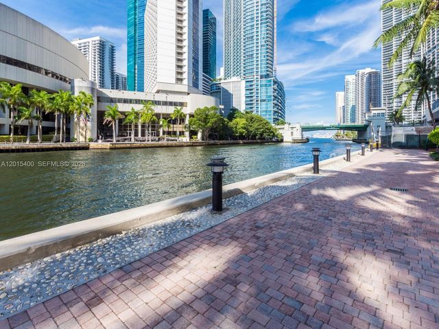 41 SE 5th St 2410, Miami, FL 33131