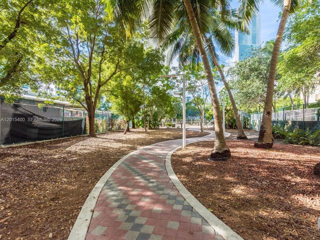 41 SE 5th St 2410, Miami, FL 33131