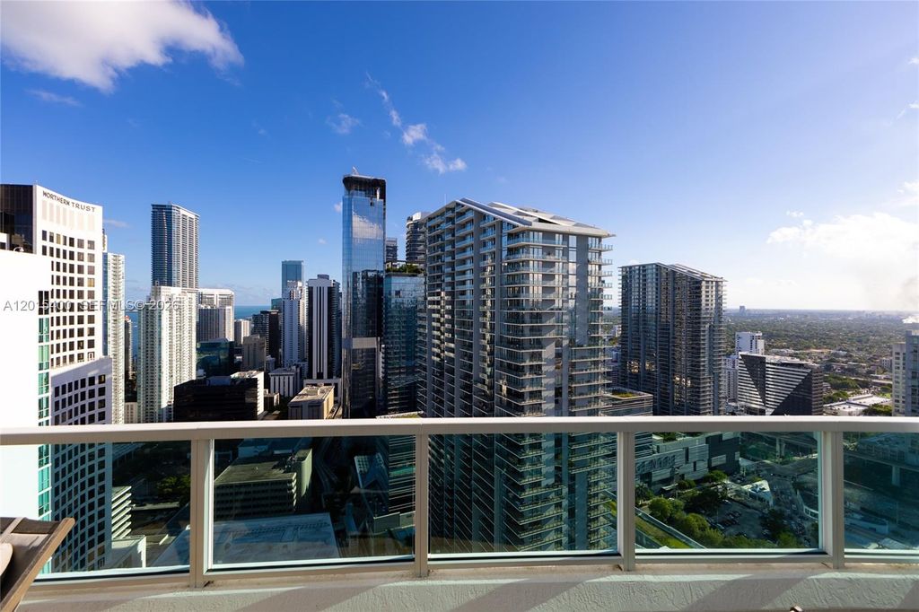 41 SE 5th St 2410, Miami, FL 33131