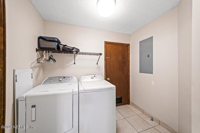 11858 S NARROW OAK Lane, Jacksonville, FL 32223